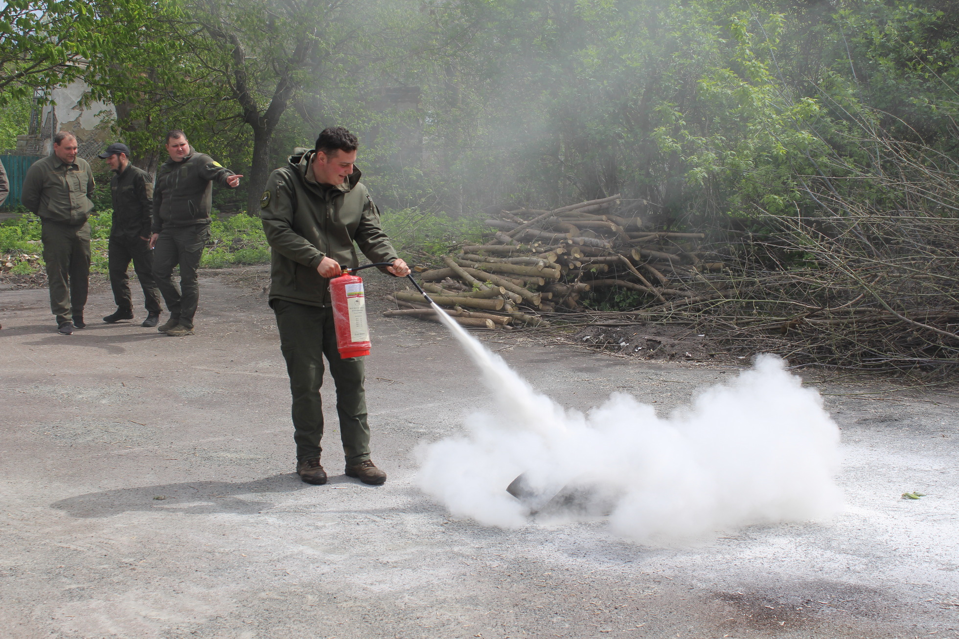 Використання вогнегасника