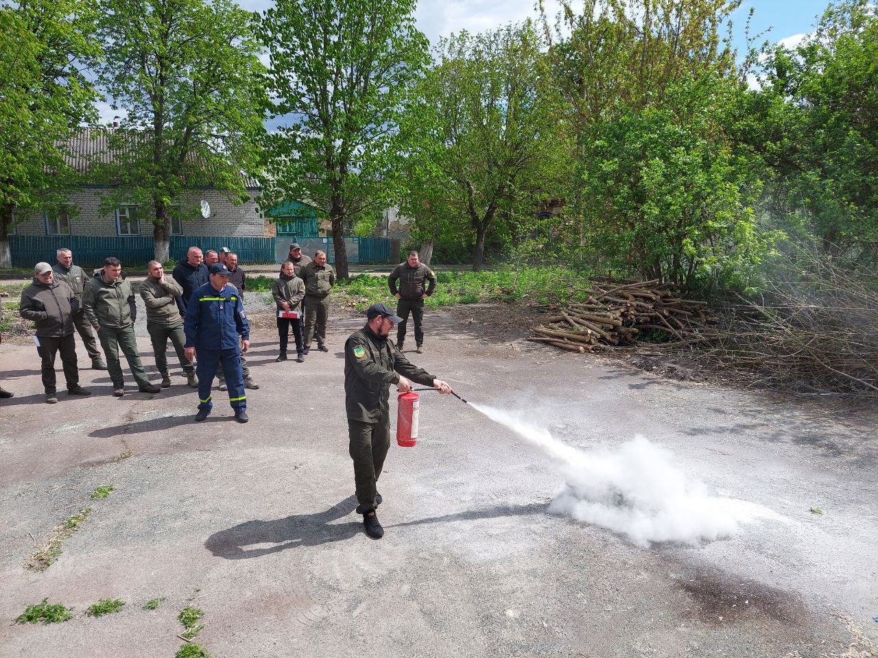 Застосування порошкового вогнегазинка